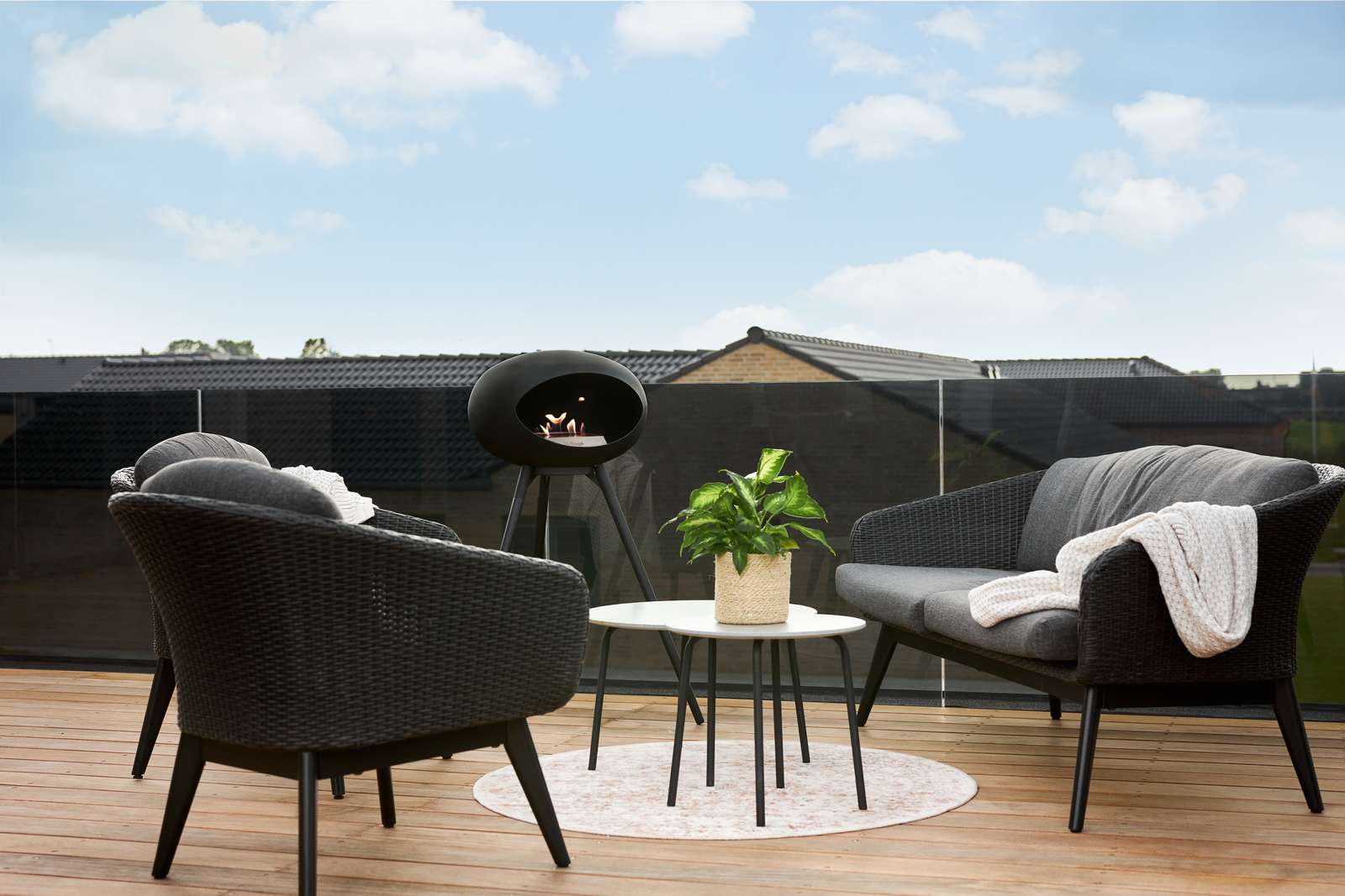 HAUT NOIR (1) HAUT NOIR 1 3